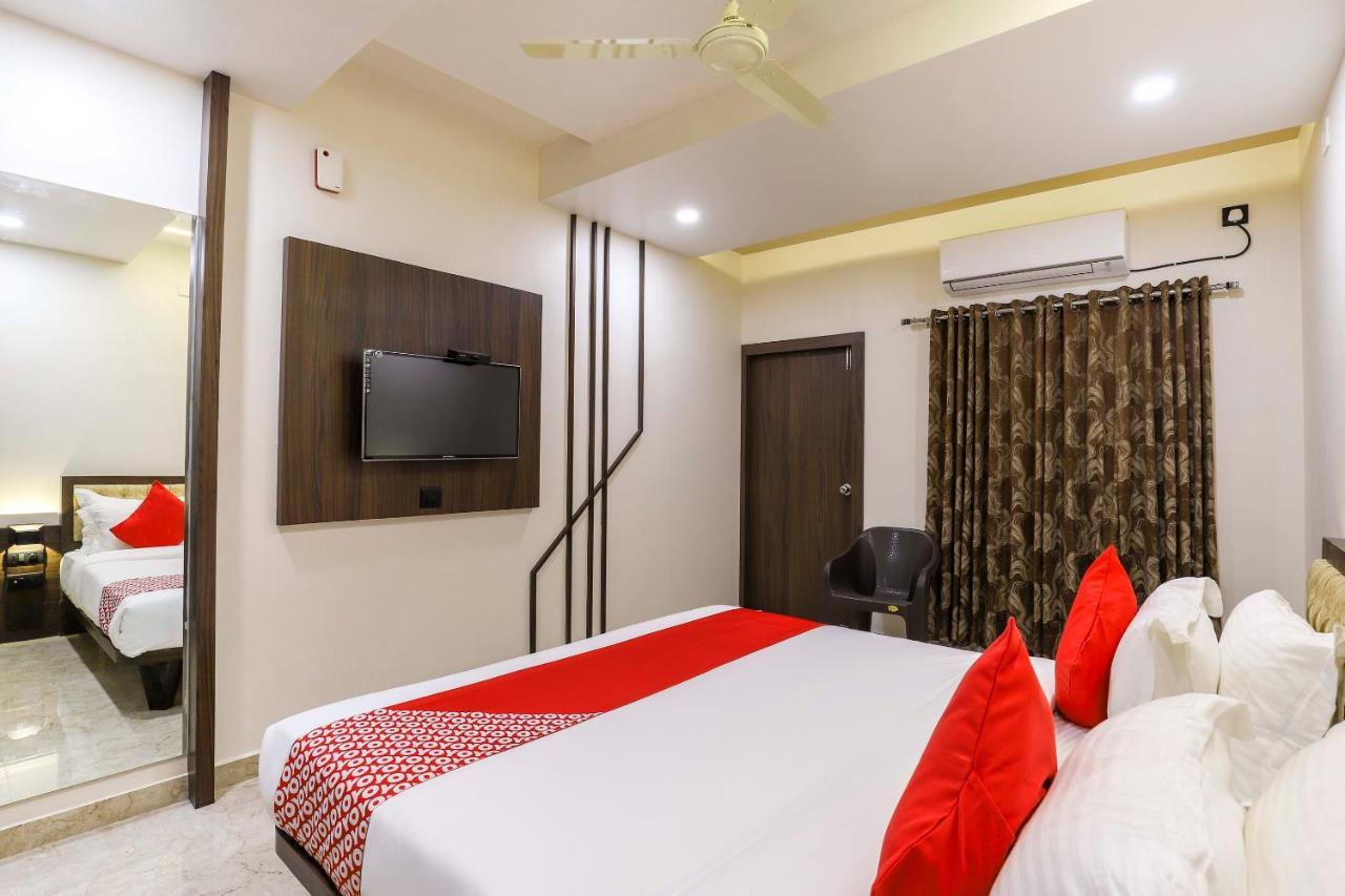 Oyo 47620 Hotel Matangi Motel Delvada Extérieur photo